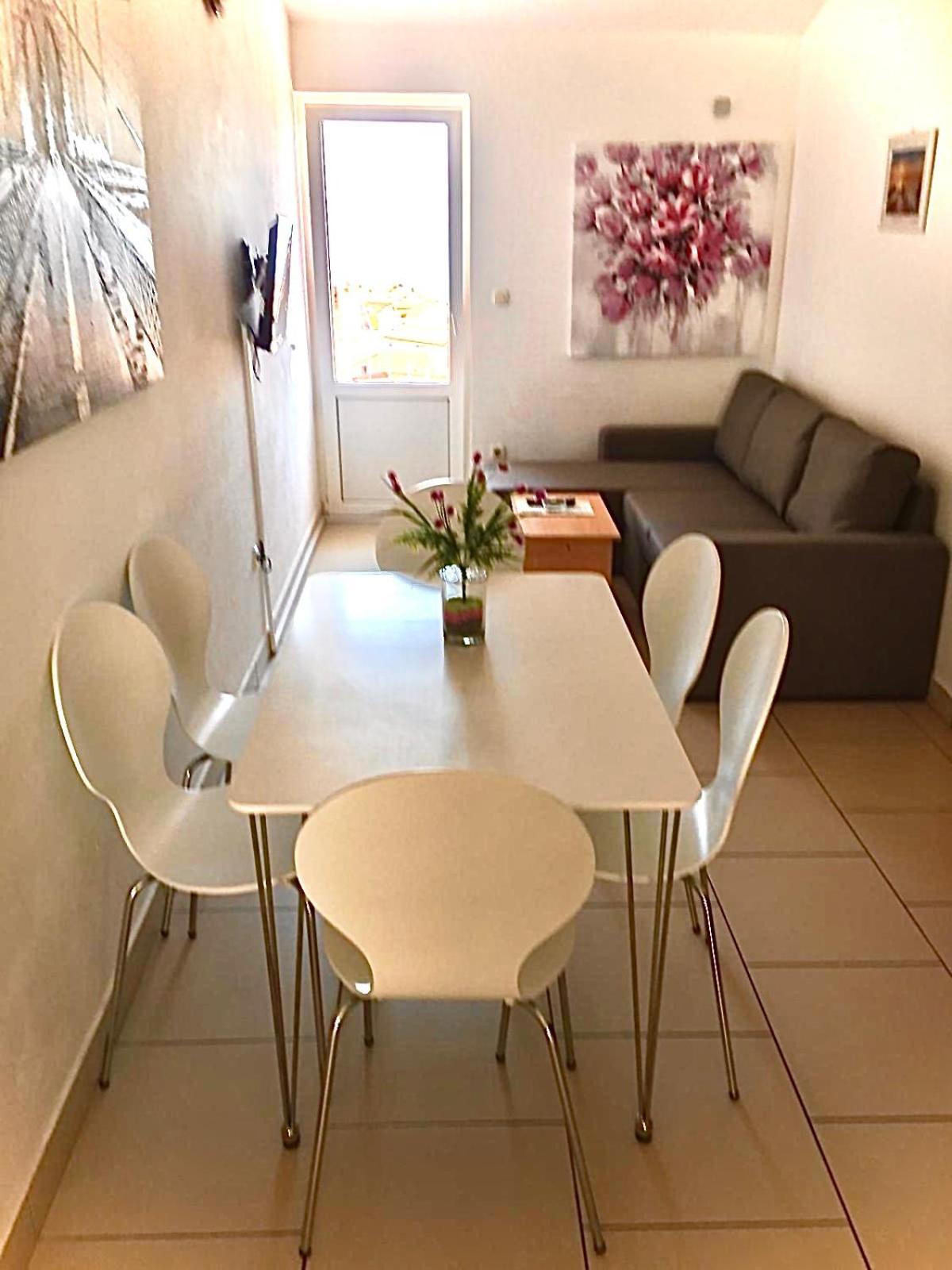 Villa Mily Baška Voda Rom bilde