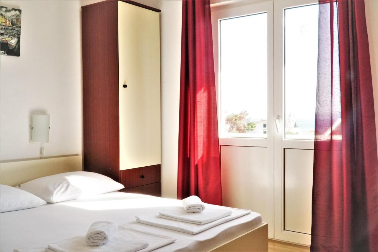 Villa Mily Baška Voda Rom bilde